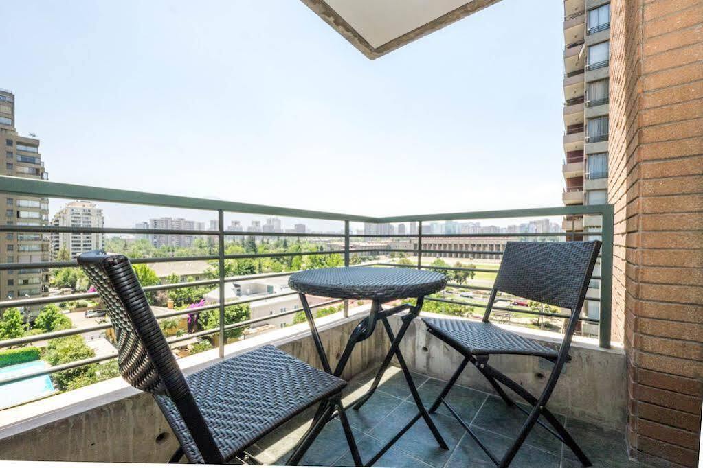 Livinnest Apartments Сантьяго Экстерьер фото